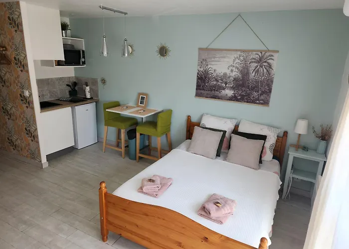 Entre Et Foret Saint-Mandrier-sur-Mer