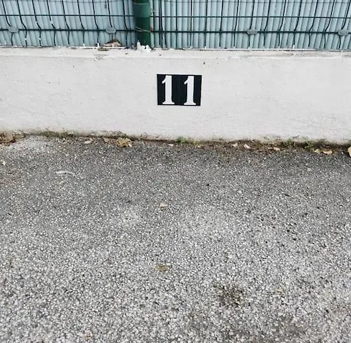 Entre Et Forêt *